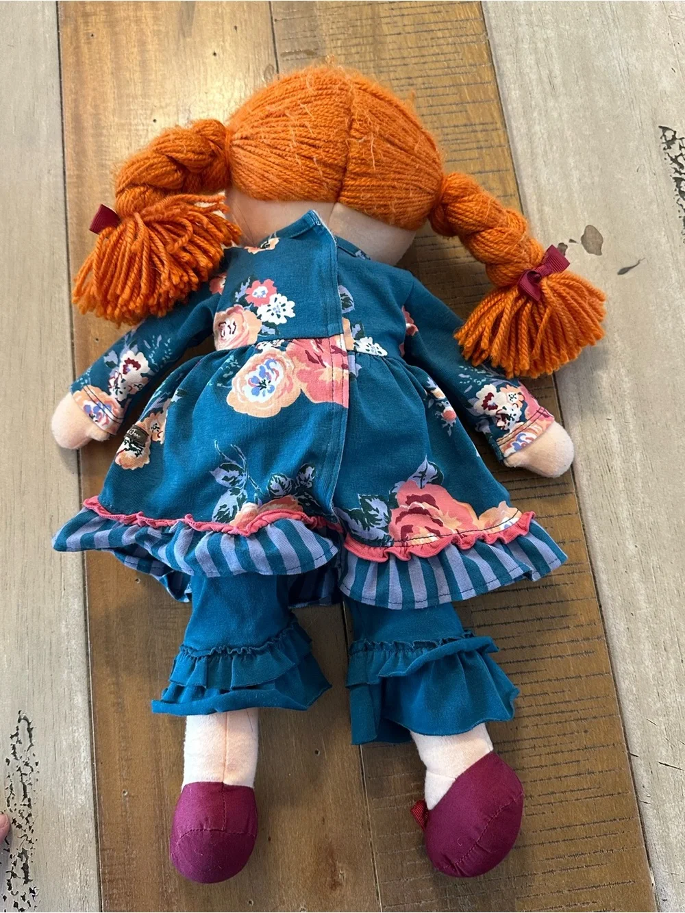 🏷️ SOLD 🏷️ Matilda Jane Caitlin Doll 18” Red Hair Floral Dress Original Outfit